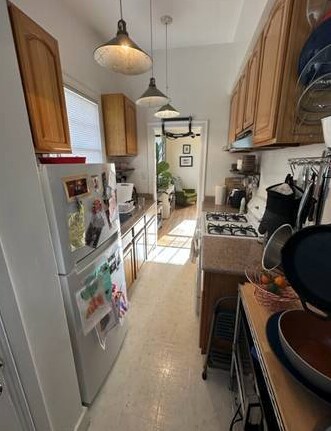 Foto del edificio - 23 Home Pl W