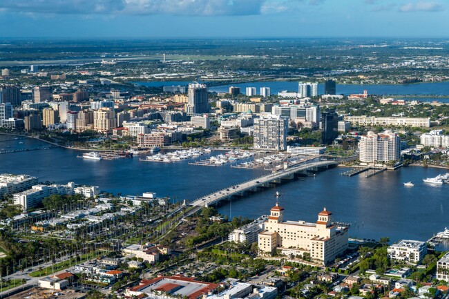 Foto del edificio - 1801 S Flagler Dr