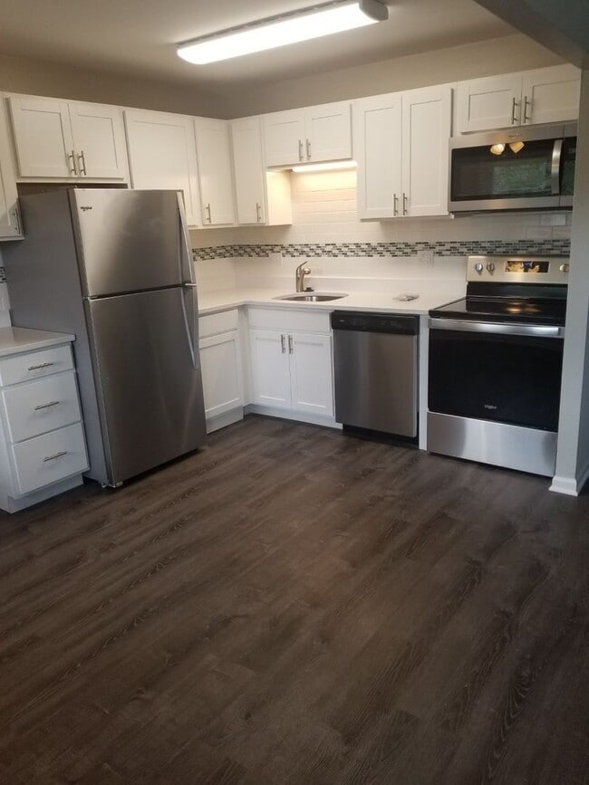 Interior Photo - Village Park Apartments, LLC