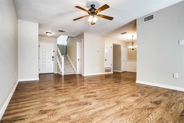 Foto del edificio - 214 McCarley Pl