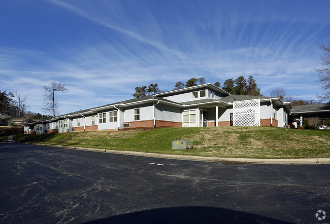 Foto del edificio - Garden Spring Apartments