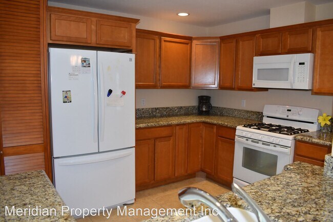 Building Photo - 3 br, 2 bath House - 10636 Caminito Duro