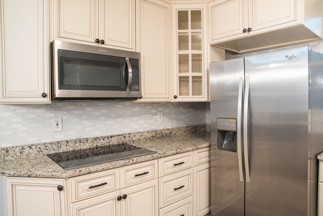 Building Photo - 9886 Gold Dust Ct