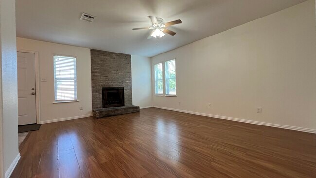 Foto del edificio - 716 N Cooper St