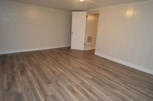 Foto del edificio - 2031 2nd Ave N