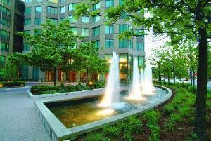 Building Photo - 400 N La Salle Dr