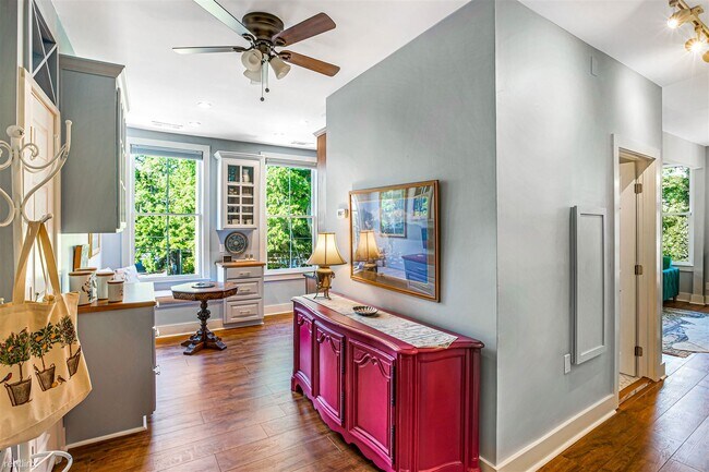 Building Photo - 2 br, 2 bath House - 220 Houston St