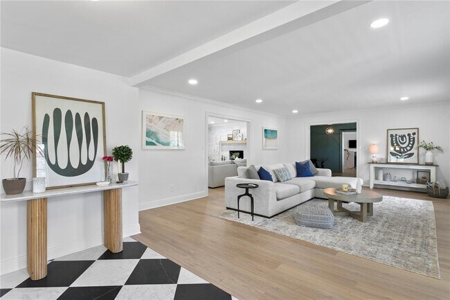 Foto del edificio - 1207 Druid Ln