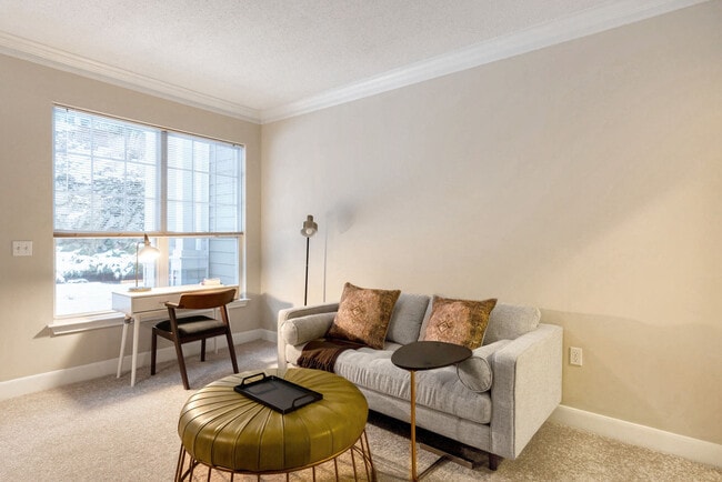 Building Photo - 1449 Main St Building Photo - 1449 Main St