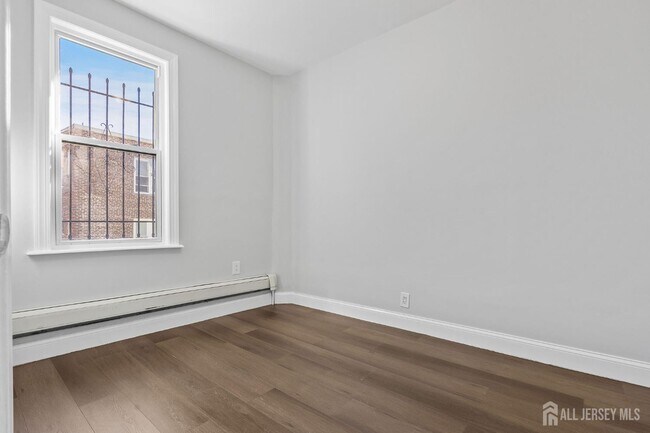 Foto del edificio - 126 Wade St