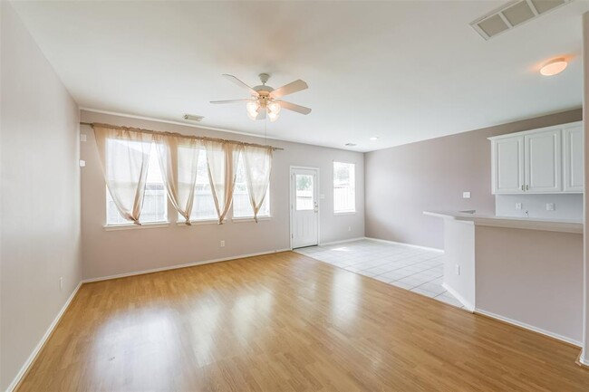 Building Photo - 6326 Veranda Green Trail
