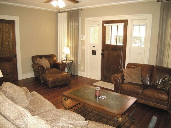 Foto del edificio - 653 N Highland Ave NE