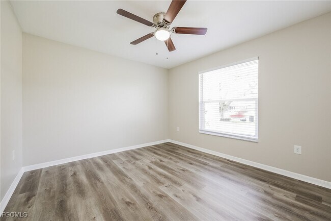 Foto del edificio - 2016 SE 9th Terrace