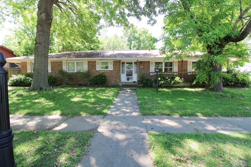 5806 E 61st Pl, Tulsa, OK 74136 House Rental in Tulsa, OK