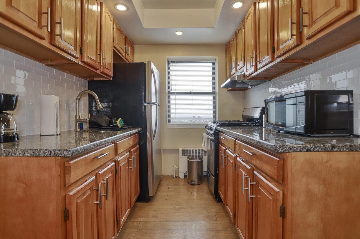 Foto principal - 1715 John F. Kennedy Blvd
