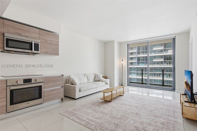 Building Photo - 1300 S Miami Ave