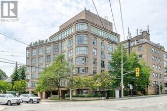 Building Photo - 800-800 Spadina Rd