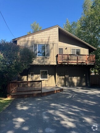 Building Photo - 8033 Sand Lake Rd