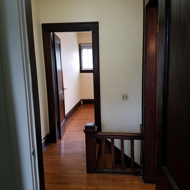 Foto del edificio - 2398 Indiana Ave