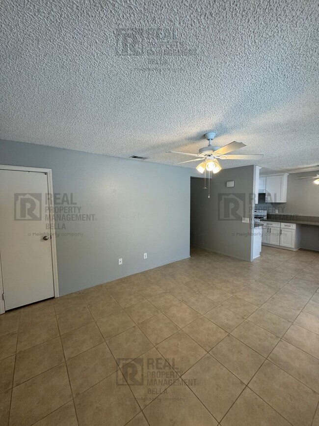 Foto del edificio - Move-In Ready 2-Bed, 2-Bath in Lake Elsinore
