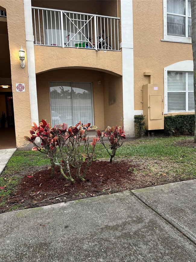 Building Photo - 5590 NW 61st St