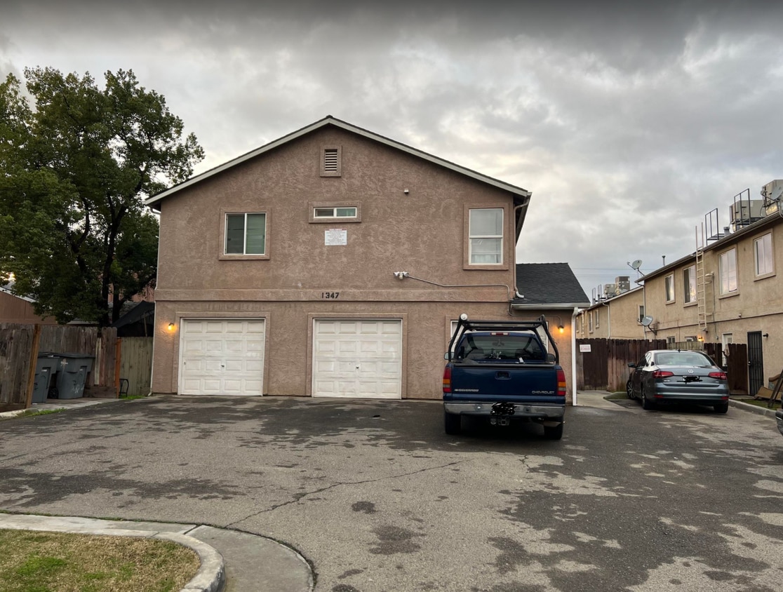 outside - 1347 N Archie Ave