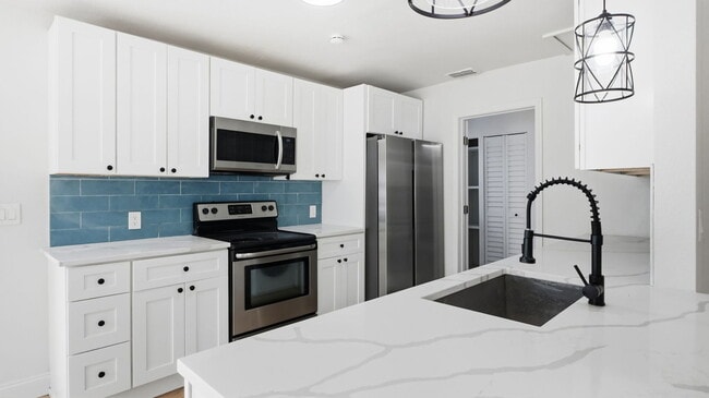 Foto del edificio - 4952 21st St N