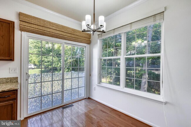 Foto del edificio - 71 Danbury St SW