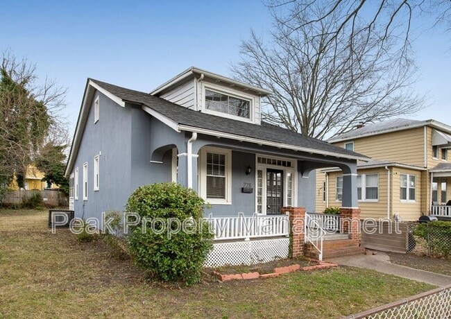 Building Photo - 728 Arnold Ave