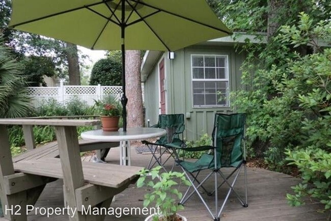 Photo - 811 Washington St House