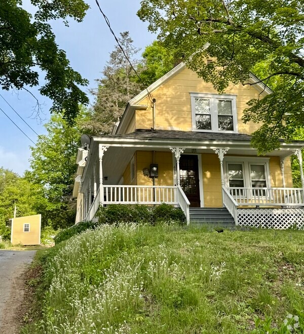Building Photo - 630 Prospect Ave