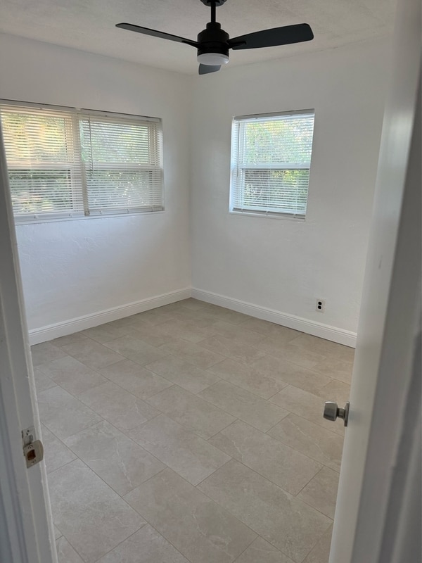 Foto del edificio - 2112 9th Ave N