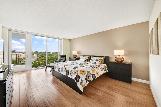 Foto del edificio - 4750 S Ocean Blvd