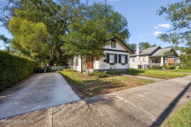 Foto del edificio - 4314 Irvington Ave