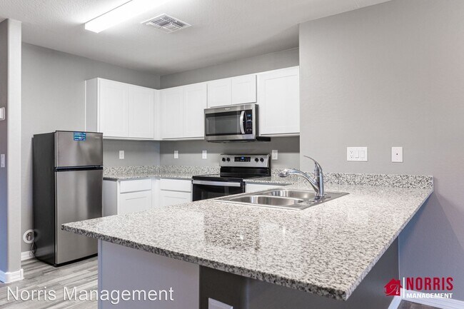 Foto del edificio - 3 br, 2 bath House - 170 S Azteca Dr