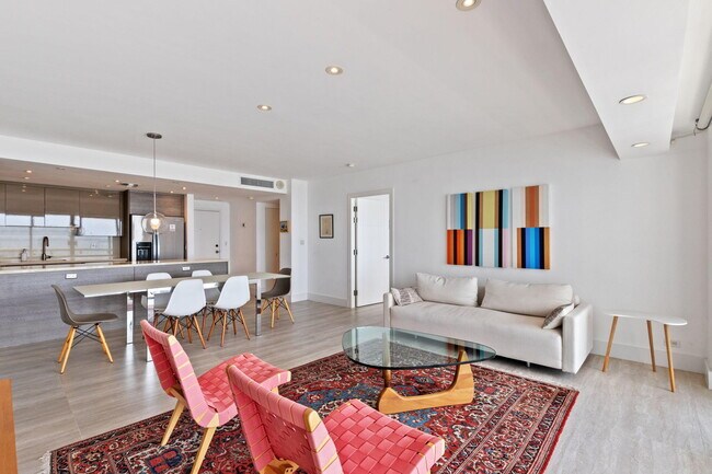 Foto del edificio - 2451 Brickell Ave