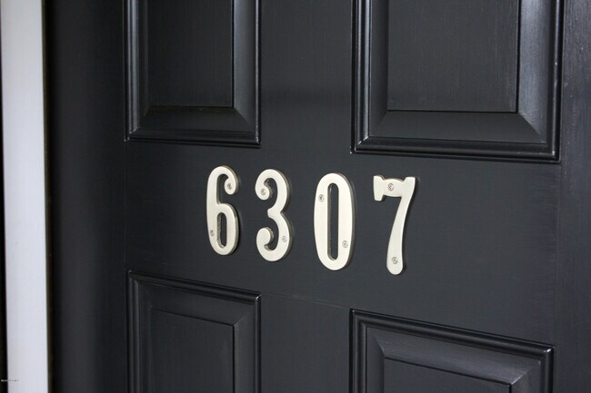 Building Photo - 6307 Stonemoor Ct