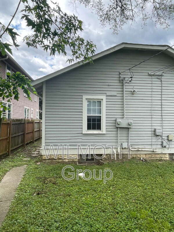 Photo - 1221 N Oxford St Apartment