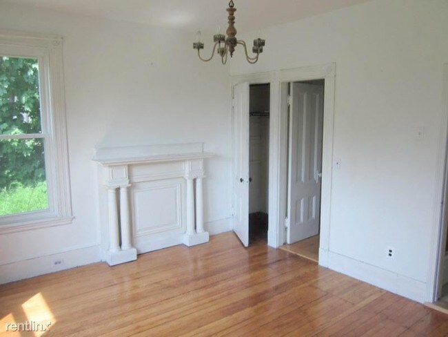Building Photo - 21 Aldersey St