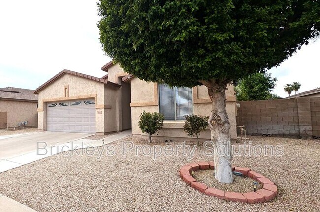 Photo - 410 N Bell Pl House