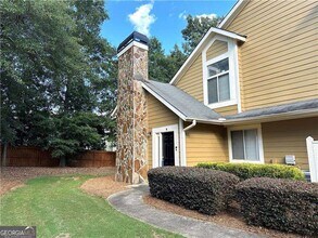 Building Photo - 2665 Windy Hill Pl