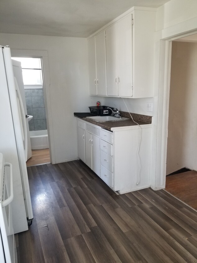 Foto principal - 805 E 7th St