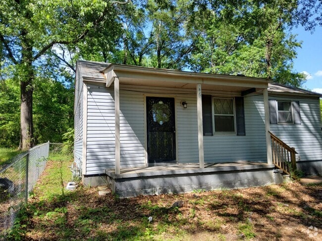Building Photo - Welcome to 1933 Glenn Ave!