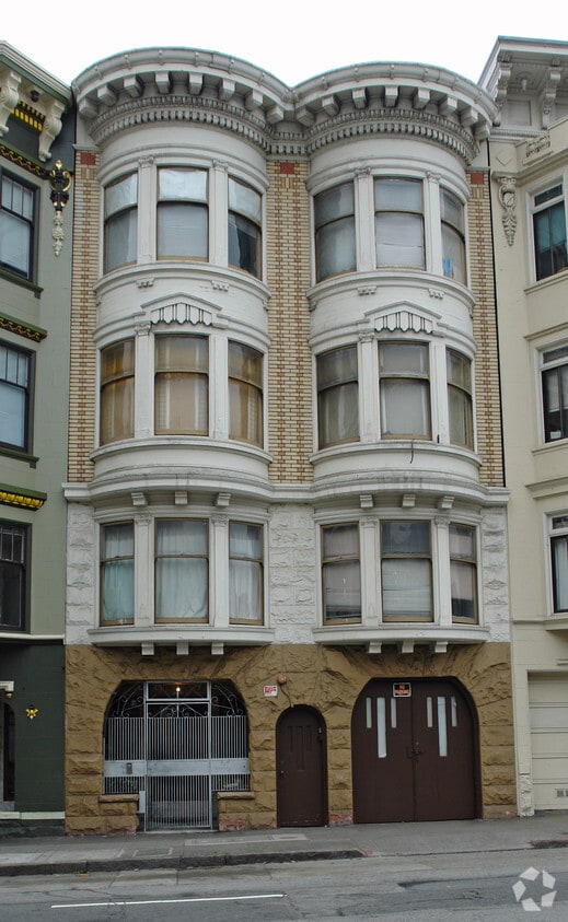 Primary Photo - 1167 Pine St
