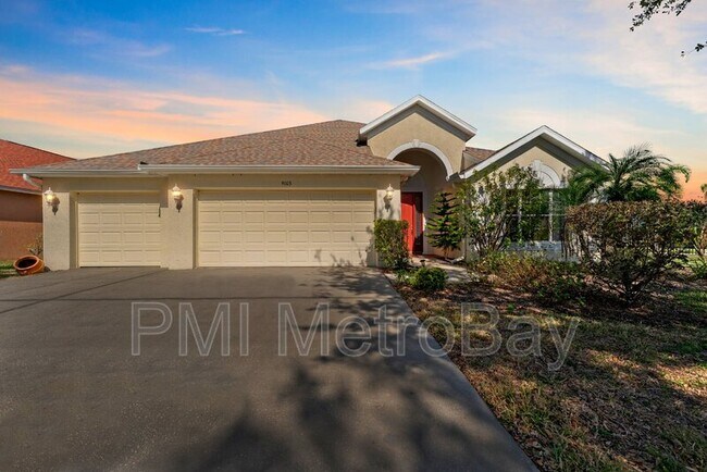 Foto del edificio - 9103 Pinebreeze Dr