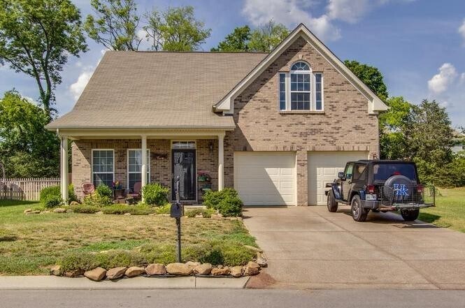 Foto principal - 2032 Silverton Cir
