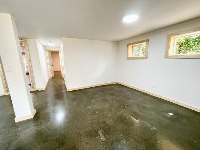 Building Photo - 857 NW 65th St
