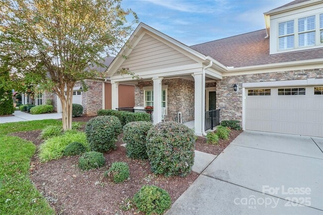 Foto del edificio - 115 Brawley Point Cir