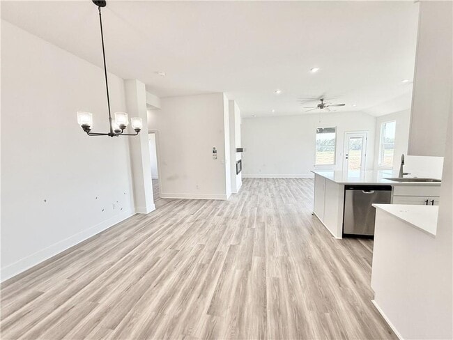 Building Photo - 429 Gosling Is