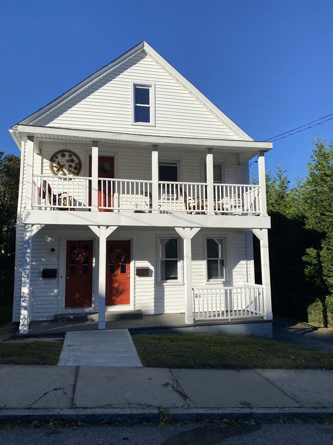 Building Photo - 24 Alger St